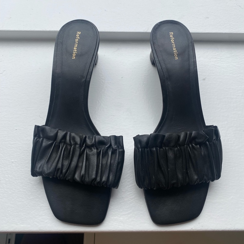 Reformation Shereen ruched mules